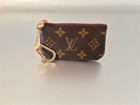 louis vuitton schlüsseletui damen|louis vuitton handbag charms.